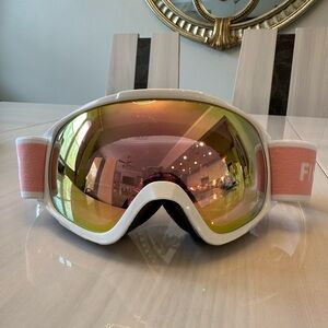 Findway Ski Goggles OTG White Frame Pink Lens 39% VLT Snowboard UV400